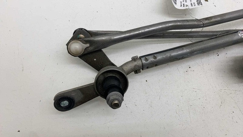 68229327AC ⭕ 2017-2025 Chrysler Pacifica Front Windshield Wiper Motor & Linkage 68229327AC