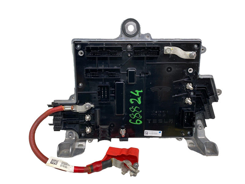 111818284E ⭕2017-2020 Tesla Model 3 Front Suspension Electrical Control Module 1118182-84-E