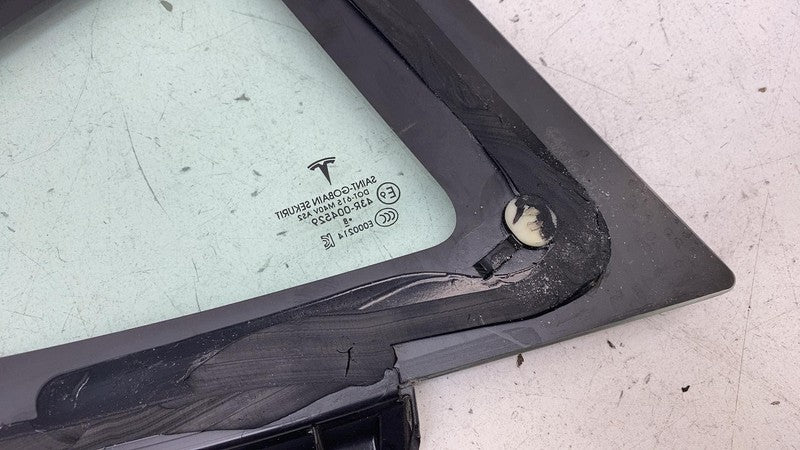 108070300G ⭕ 2017-2020 Tesla Model 3 Rear Side Quarter Fixed Window Glass Left 1080703-00-G
