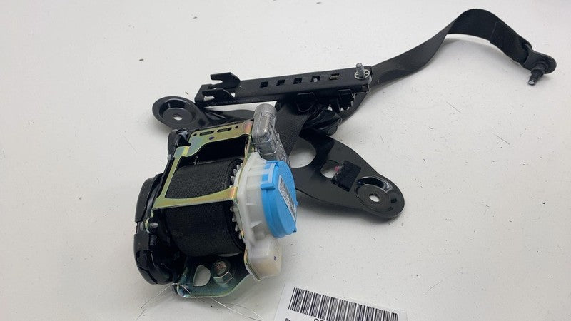 0589-P1-000249 ⭕ 2014-2015 Mercedes-Benz B Electric Drive Front Left Seatbelt & Retractor Assy