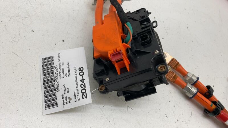 102604100O 2014-2020 Tesla Model S High Voltage Inlet Chargeport w/ Harness Charging Cable