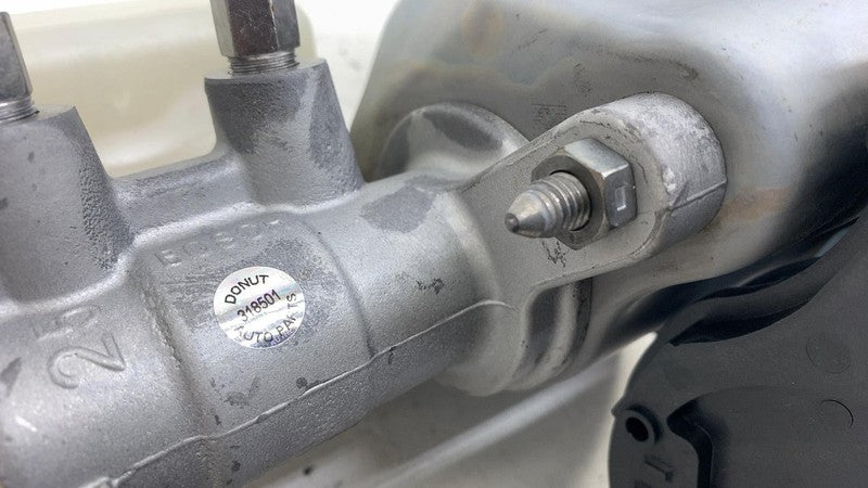 1044671 00 D ⭕ 2017-2023 Model 3 Power Brake Booster Master Cylinder & Reservoir 1044671-00-D