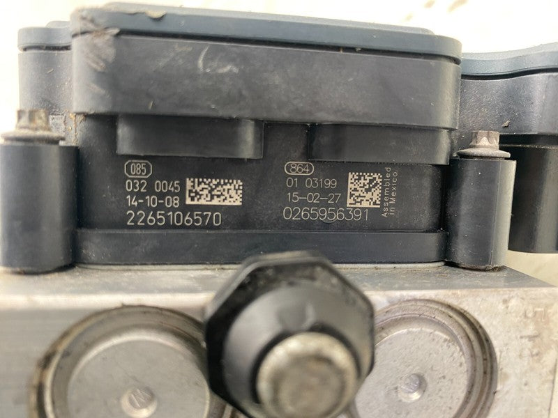 103779700B ⭕ 12-15 Model S Anti-Lock ABS Brake Pump Hydraulic Control Module 1037797-00-B