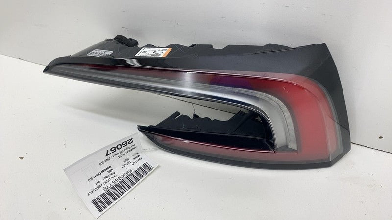 169150000F ⭕ 24-25 Model 3 Rear Passenger Taillight Quarter Tail Lamp Right RH 1691500-00-F