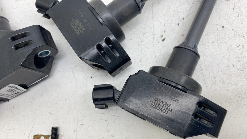 9091902277 ⭕ 2023 2024 2025 Toyota Prius 2.0L SET of 4 Ignition Coil OEM 90919-02277