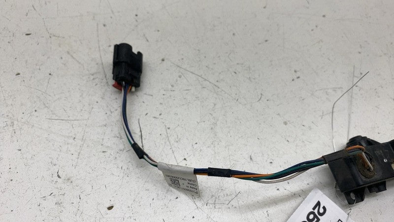 103855700C ⭕ 2016-2020 Tesla Model X Rear Left Charge Reflector Module Unit LH 1038557-00-C