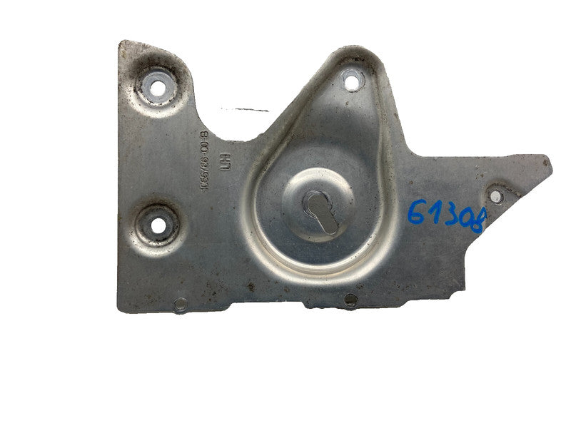 105576600B ⭕ 2012-2020 Model S Rear Left Subframe Shear Plate Retainer Bracket 1055766-00-B