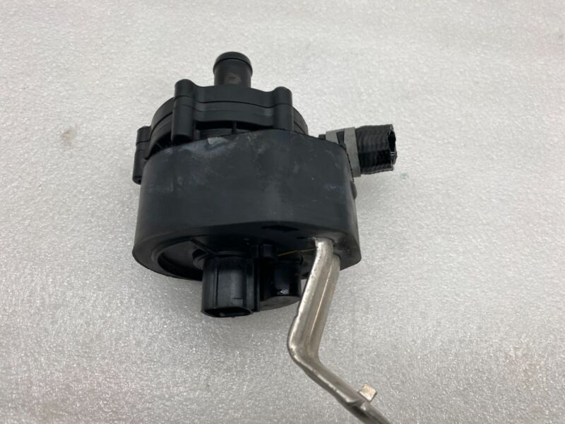 105452900G 2016-2020 Tesla Model X MX Auxiliary Coolant Water Cooling Pump FWD Assembly OEM