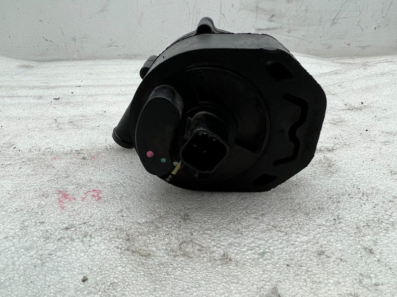 ⭕ 16-20 Model S Front Auxilliary Electric System Coolant Pump OEM 1035