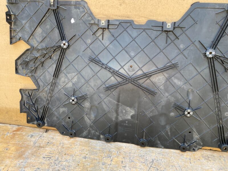 158816500D ⭕ 21-23 Model S X Rear Underbody Lower Diffuser Aero Splash Shield 1588165-00-D