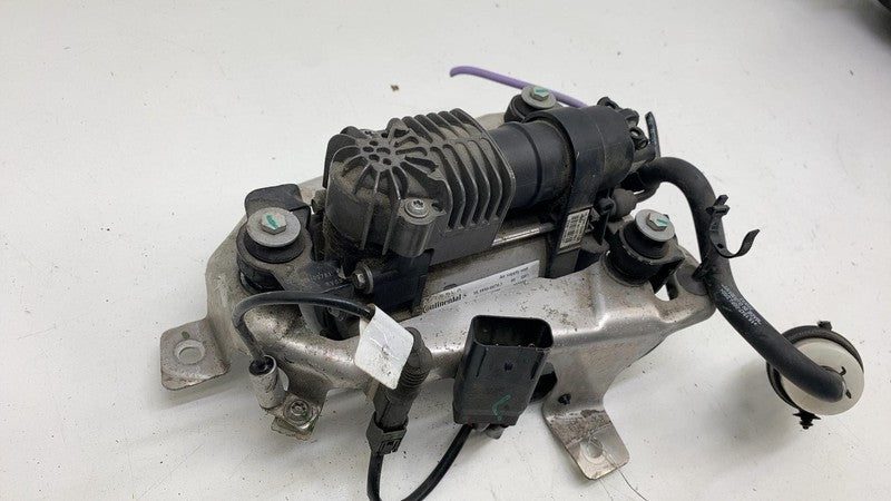⭕2012-2016 Tesla Model S Air Shock Suspension Compressor w/ Bracket 60