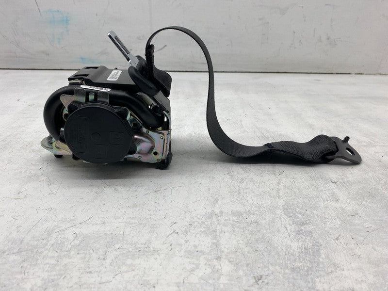 1081281-01-D ⭕17-23 Tesla Model 3 Rear Left or Right 2nd Row Seat Belt Retractor 1081281-91-D