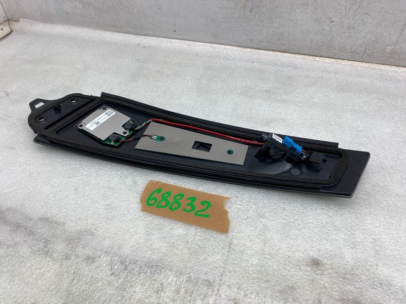 110926390F ⭕ 17-23 Model 3 Driver Side B-Pillar Applique Glass w/ Camera Left 1092978-00-C