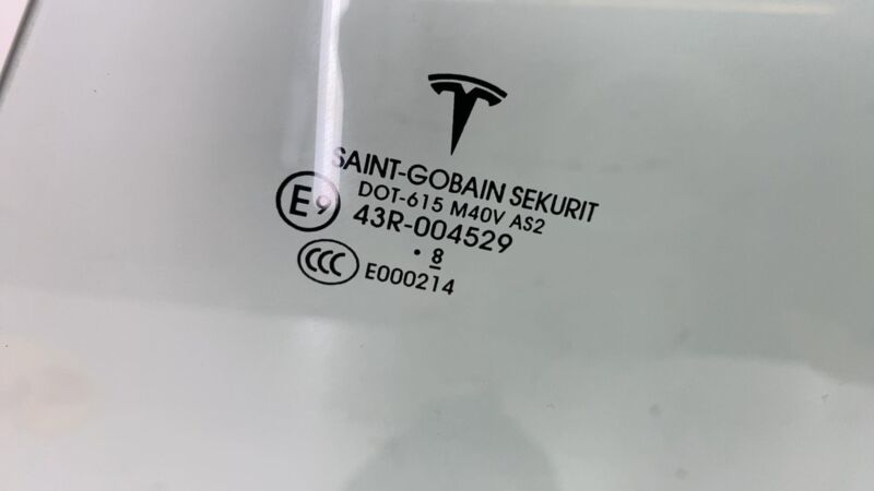 E9 43R-004529 2017-2019 Tesla Model 3 Rear Driver Side Door Window Glass Left LH (Single Pane)