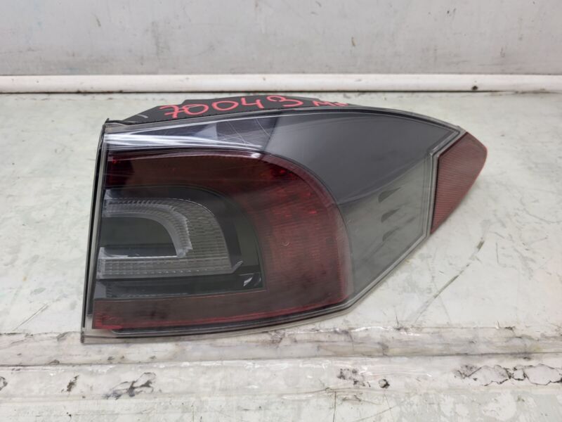 600591900E 2012-2020 Tesla Model S Right Taillight LED Tail Lamp & Charge Door Reflector RH