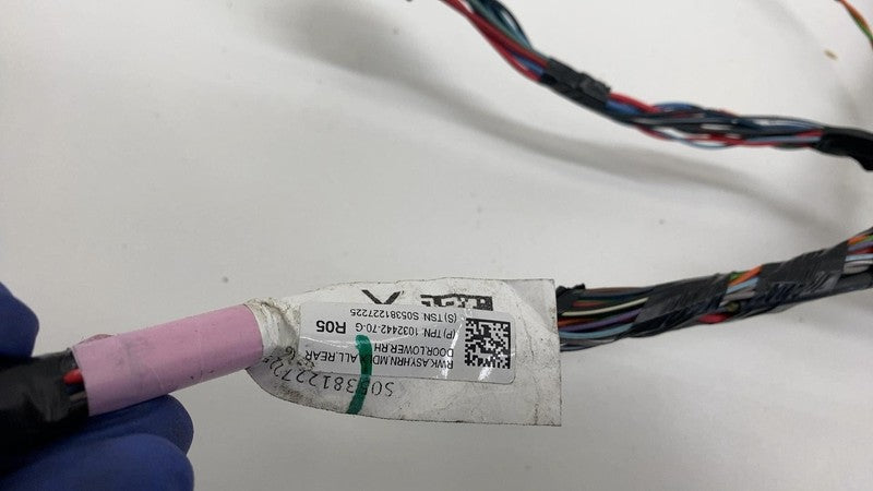 ⭕ 16-20 Model X Rear Right Falcon Door Lower Wiring Harness Cable 1032