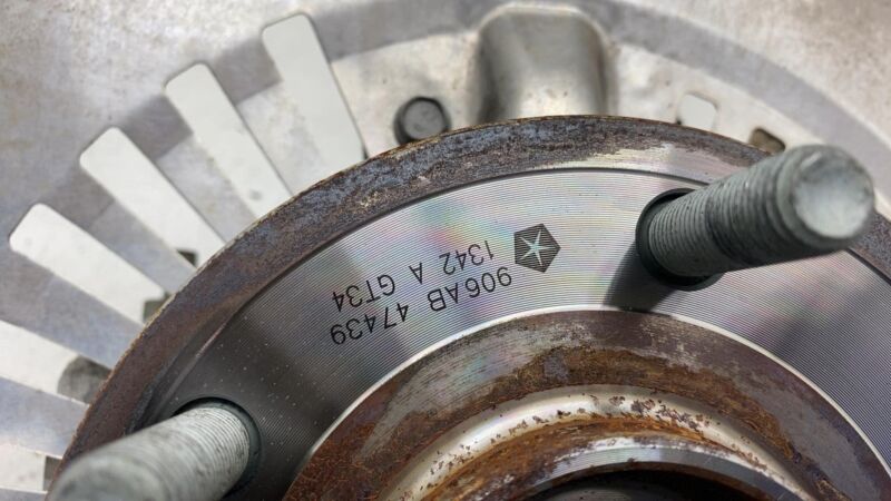 ⭕ 2017-2024 Chrysler Pacifica Front Passenger Spindle Knuckle Assembly Right OEM