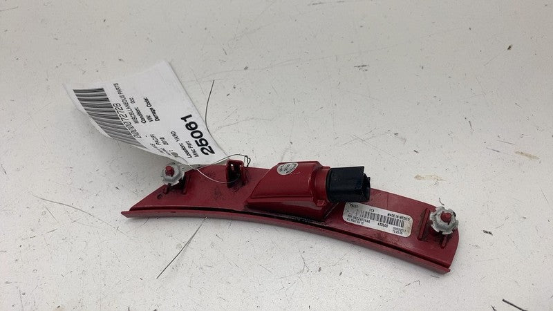 68229424AA ⭕ 2017-2025 Chrysler Pacifica Rear Right Reflector Marker Light Lamp 68229424AA