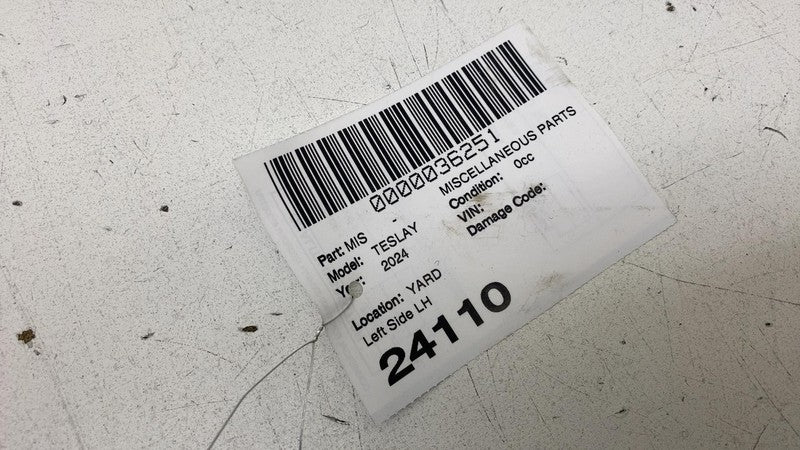 ⭕ 2020-2024 Tesla Model Y Front Right Wheelhouse Insulator Assembly 15