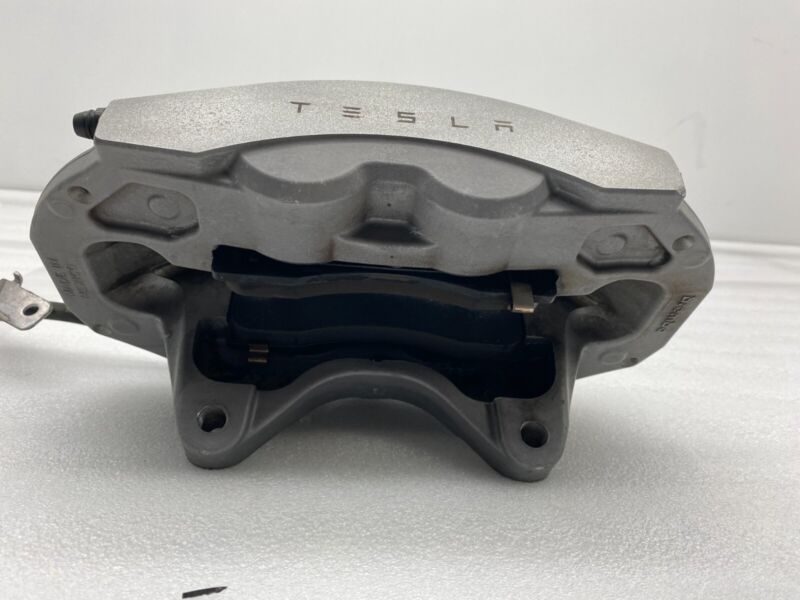 2017-2023 Tesla Model 3 M3 Front Driver Side Caliper w/ Brake Hose Line Left OEM