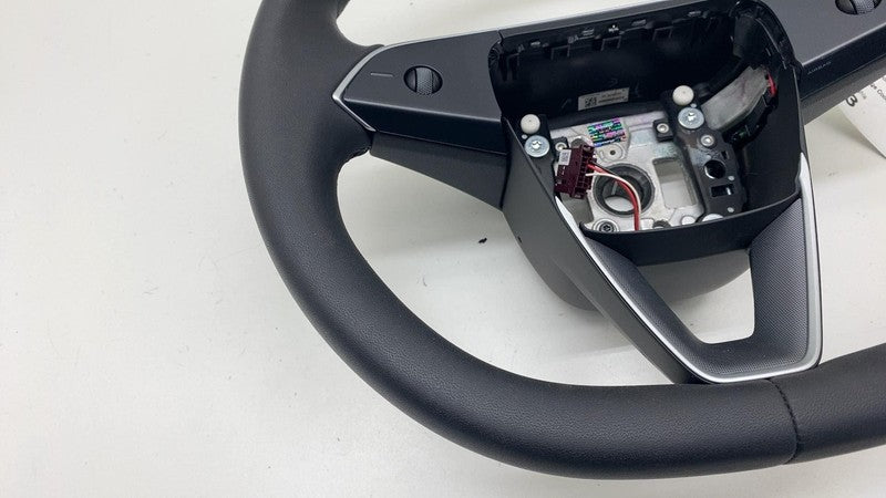 1735339-70-E 2024 2025 Tesla Model 3 Front Highland Steering Wheel Leather w/ Control Switch