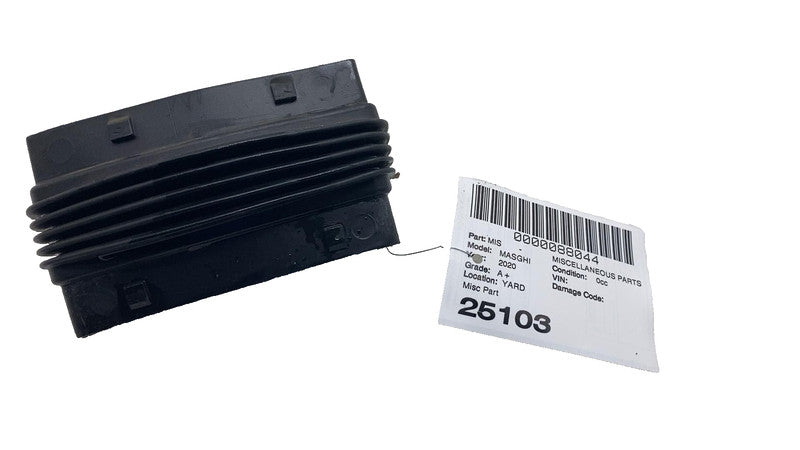 ⭕ 2014-2020 Maserati Ghibli Right Side Air Cleaner Intake Duct Sleeve