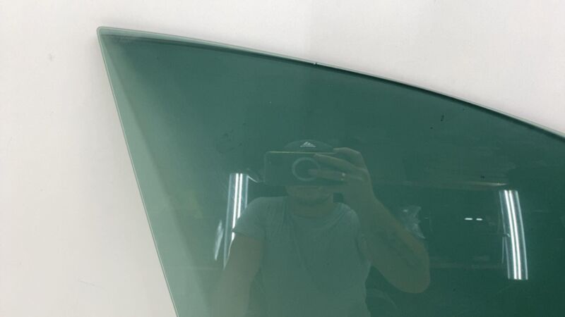 E6 43R-001074 2012-2015 Tesla Model S Front Passenger Side Door Window Glass Right 43R-001074