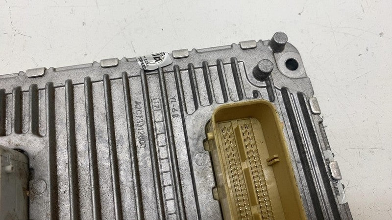 68330910AA ⭕ 2018-2019 Chrysler Pacifica Engine Control Module ECM Unit Assembly 68330910AA