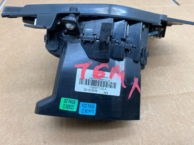 1096877-00-A ⭕ 12-20 Model S X Driver Side Dashboard Air Vent Grille Bezel Left 1096877-00-A