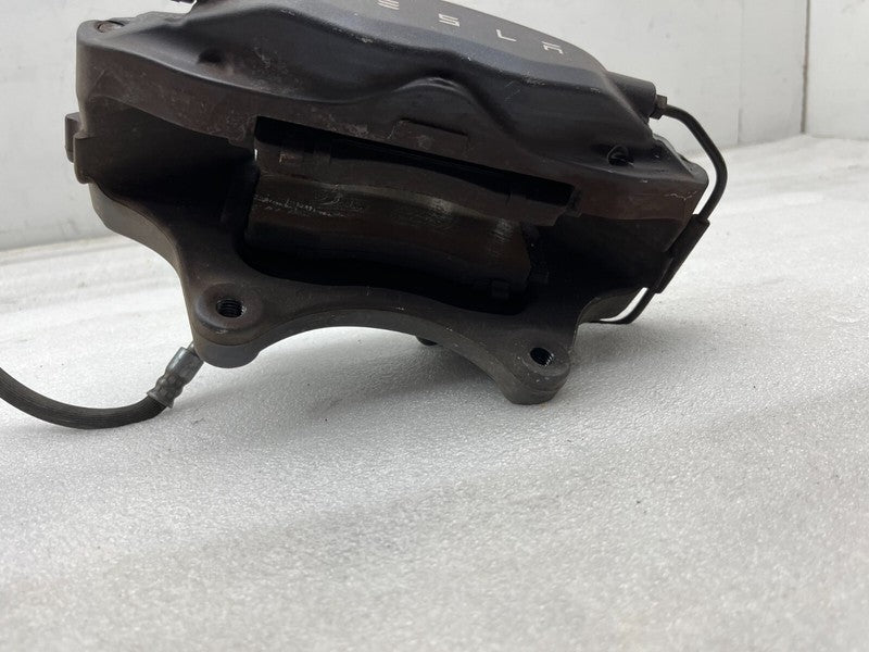 102762100D ⭕16-20 Model X MX Front Driver Side Caliper w/ Brake Hose Line Left 1027621-00-D