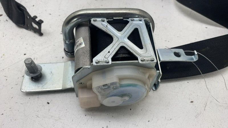 104825903A 2012-2020 Tesla Model S Front Passenger Side 1st Row Seat Belt & Retractor Right