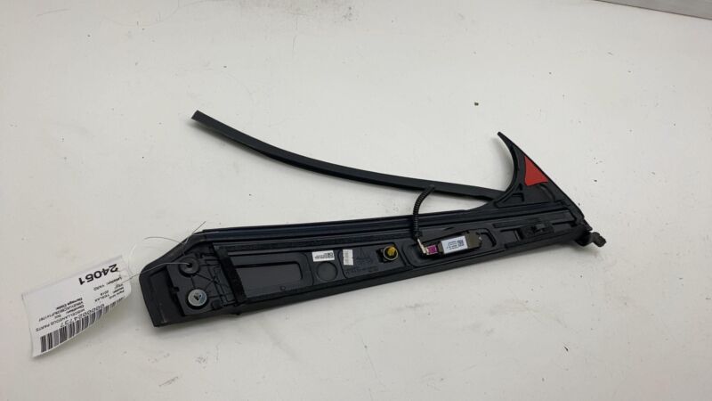 1092312 98 E 16-20 Model X Right B-Pillar Applique Trim Molding w/ Camera & Seal 1092312-98-E