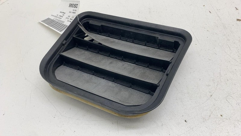 31369380 ⭕ 21-24 Polestar 2 Rear Left or Right Quarter Air Drafter Pressure Vent 31369380