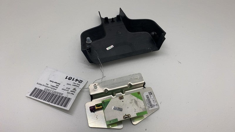 7PP863081F 2011-2018 Porsche Cayenne S Front Rear View Mirror Upper Trim + Antenna Module