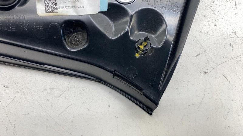 ⭕ 17-23 Model 3 Rear Left Inner Taillight LED Tail Lamp (3-Pin) LH 107