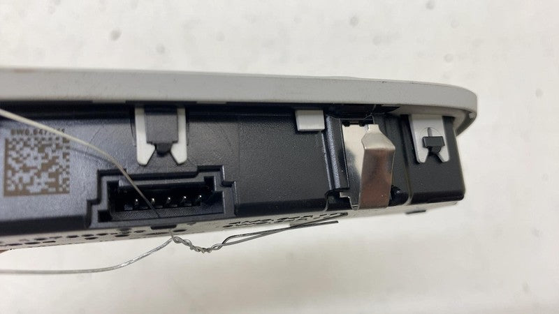 8W0947111 ⭕19-23 Audi E-Tron Quattro Rear Interior Overhead Roof Dome Light Lamp 8W0947111