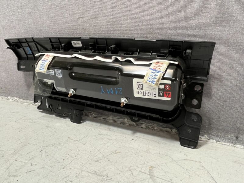 114375300A ❇️17-23 Tesla Model Y 3 Right Knee Airbag Passenger Safety Module RH OEM 1077826