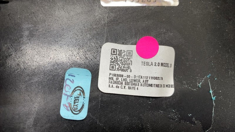1563008 00 D 2021-2024 Tesla Model S X Front Dashboard Instrument Panel Trim Lower Black Assy