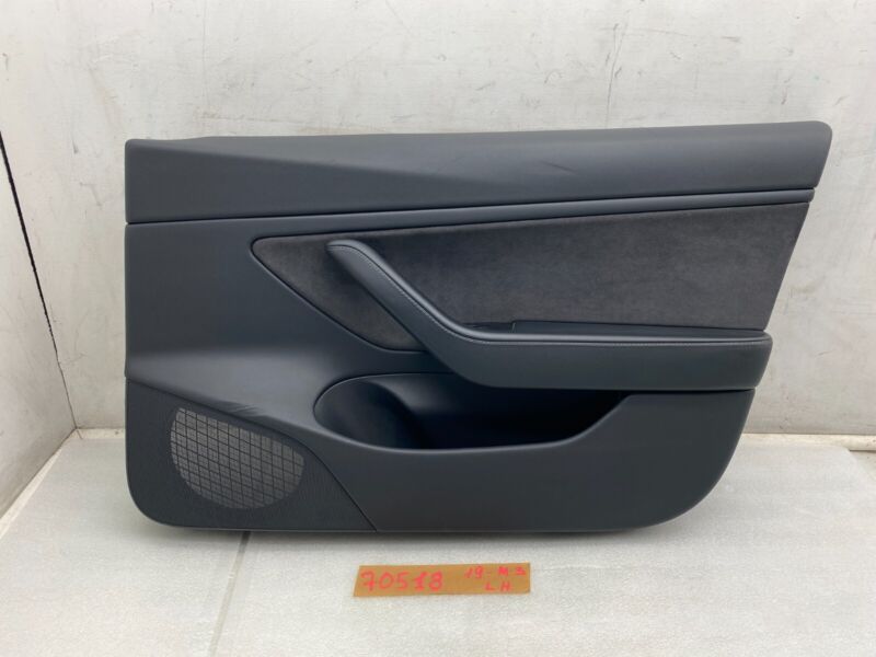109041101J 2017-2020 Tesla Model 3 Front Passenger Side Interior Door Panel Trim Card Right