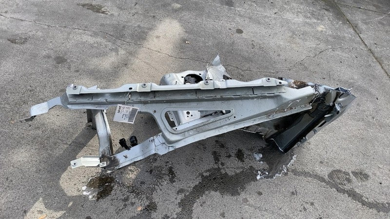 2011-2014 Porsche Cayenne Front Driver Side Structural Apron Cutout Left LH