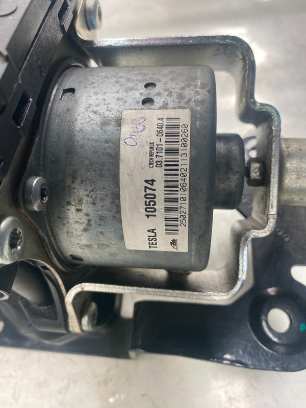 6006359 00 A ⭕ 12-15 Tesla Model S Brake Servo Booster Vacuum Pump and Isolator 6006359-00-A