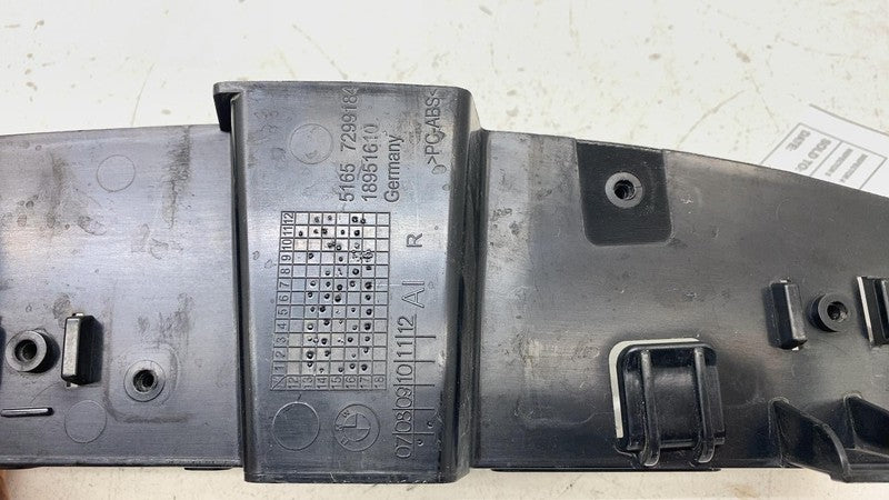 5165 7299184 ⭕ 14-21 BMW i3 Front Right Passenger Side Fender Retaining Bracket 5165 7299184