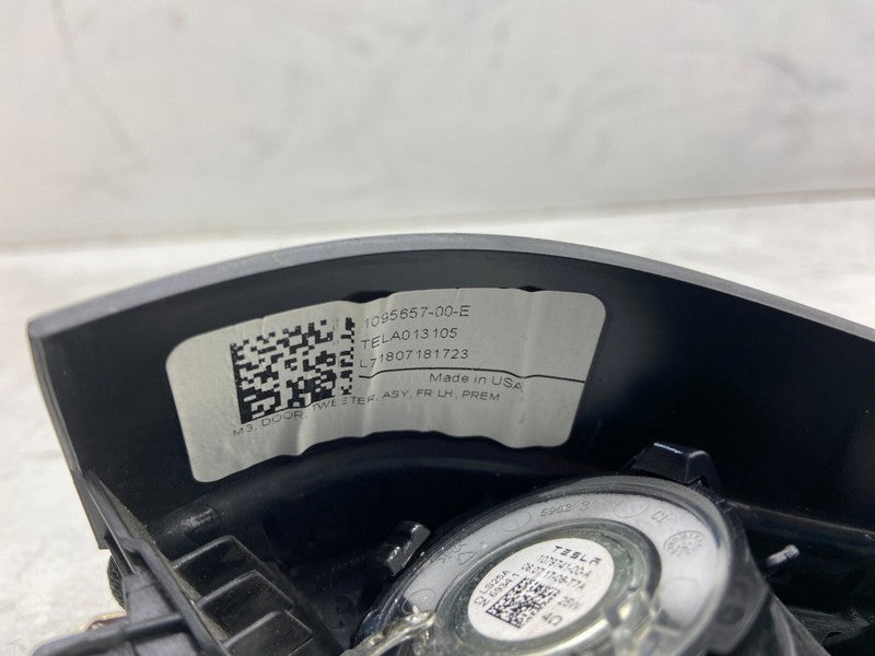 1079741 00 A ⭕ 2017-2023 Tesla Model 3 Front Left Audio Tweeter & Speaker Cover 1095657-00-E