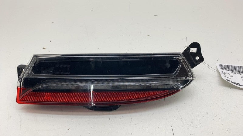 1712513-00-D ⭕ 24 25 Model 3 Rear Left Lower Bumper Taillight LED Lamp Reflector 1712513-00-D