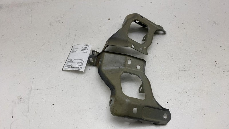 108601700C 17-23 Model 3 Front Left/Right Fender Support Bracket 1086017-00-C/1086016-00-C