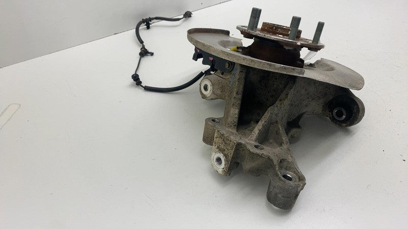 ⭕ 17-24 Chrysler Pacifica Rear Left Spindle Knuckle w/ ABS Sensor & Dust Shield