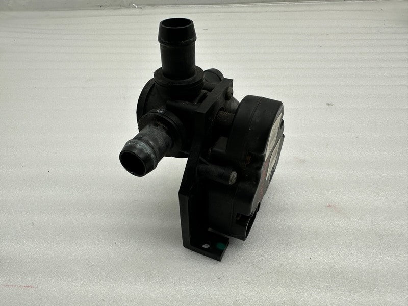 6007384 00 B ⭕ 2012-2020 Tesla Model S Water Pump Cooling System Electric Motor 6007384-00-B