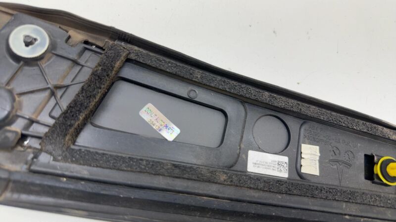 106910400D ⭕16-20 Model X Left B-Pillar Applique Trim Molding w/ Camera & Seal 1083901-00-B