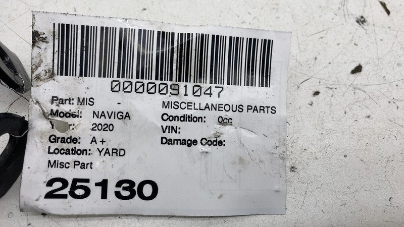 ⭕ 10-21 Lincoln Navigator Rear Stabilizer Sway Bar Mount Bracket JL145