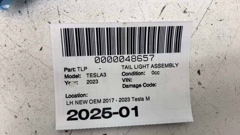 NEW 17-23 Tesla Model 3 Y Rear Driver Side Inner Taillight LED Tail Lamp Left LH
